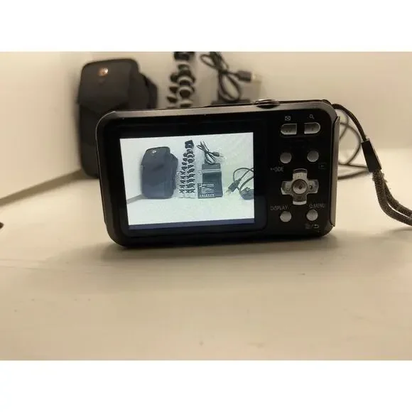 Panasonic Lumix DMC-TS20 16MP Batteries+Charger+USB+Case+Tripod+32GB SD (TESTED)